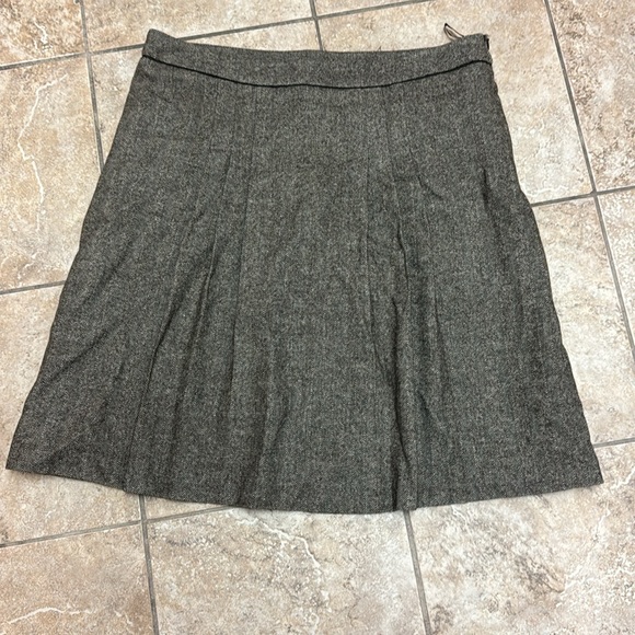 Banana Republic brown tan wool business casual fit flare pleated skirt 12 - Picture 2 of 6